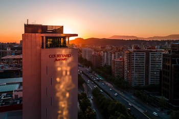 Courtyard Santiago Las Condes