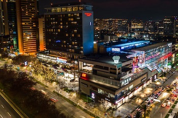 Courtyard Santiago Las Condes