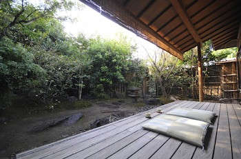 Yakakutei