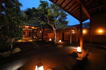 Yakakutei