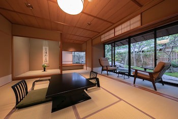 Yakakutei