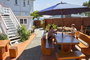 Moana Lodge - Hostel