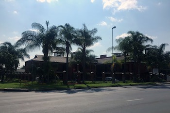 Cycad Guest House