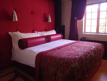 Cycad Guest House