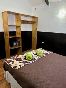 Cabanas Henua Iti