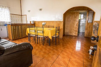 Cabanas Henua Iti