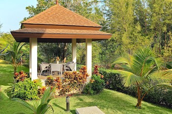 Ataman Luxury Villas