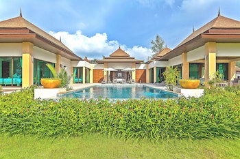 Ataman Luxury Villas