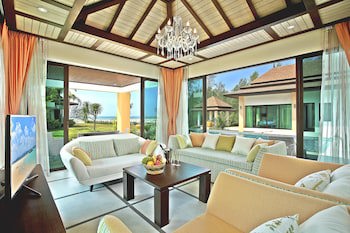 Ataman Luxury Villas