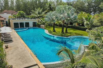Ataman Luxury Villas