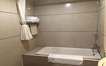 Cheng Pao Hotel