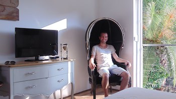 Refresh Boutique Apartments