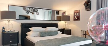 Refresh Boutique Apartments