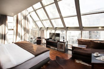 Diamond Suites