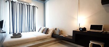 De Sea Almond Hotel Chumphon