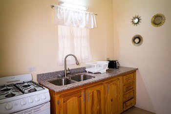 Connie's Comfort Suites