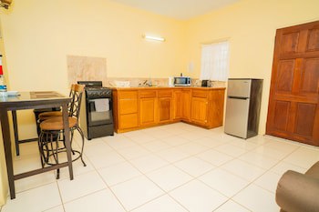 Connie's Comfort Suites