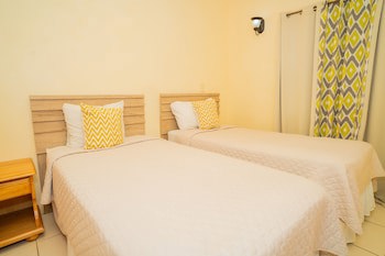 Connie's Comfort Suites