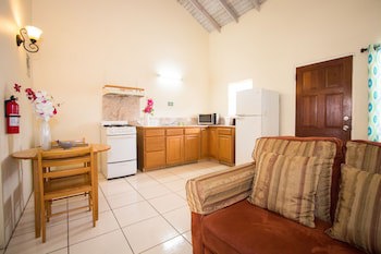 Connie's Comfort Suites