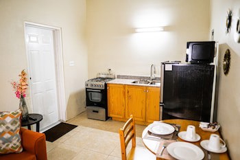 Connie's Comfort Suites