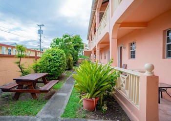 Connie's Comfort Suites