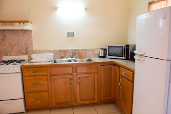 Connie's Comfort Suites