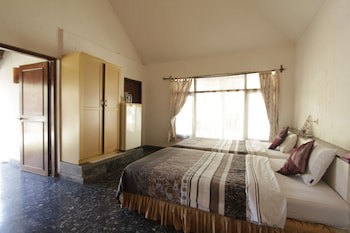 Alit Beach Resort And Villas