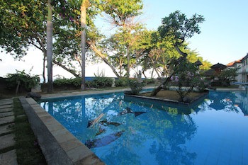 Alit Beach Resort And Villas