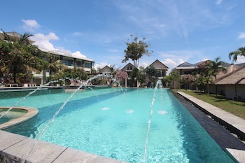 Alit Beach Resort And Villas
