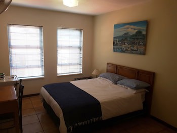 Amakaya Backpackers Travelers Accommodation