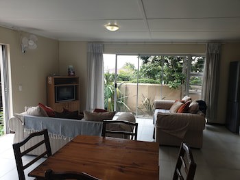 Amakaya Backpackers Travelers Accommodation