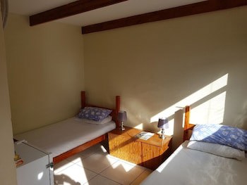Amakaya Backpackers Travelers Accommodation
