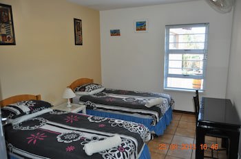 Amakaya Backpackers Travelers Accommodation