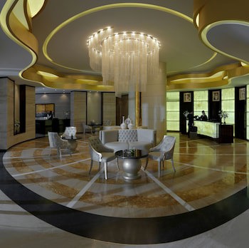 Damac Maison Cour Jardin