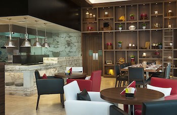 Damac Maison Cour Jardin