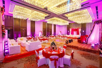 Courtyard By Marriott Agra