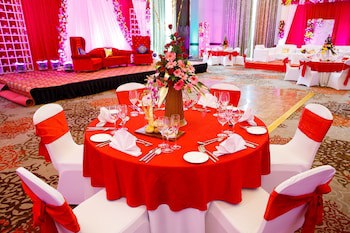 Courtyard By Marriott Agra