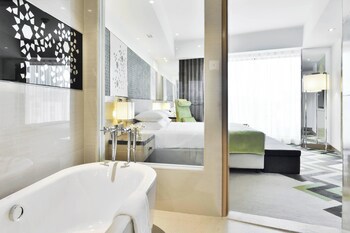 Courtyard By Marriott Agra