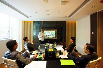Courtyard By Marriott Agra