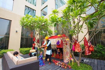 Courtyard By Marriott Agra