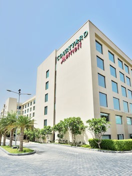 Courtyard By Marriott Agra