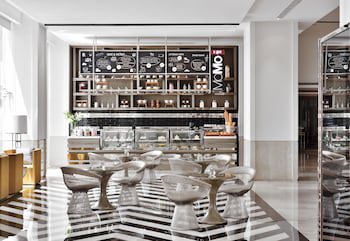 Courtyard By Marriott Agra