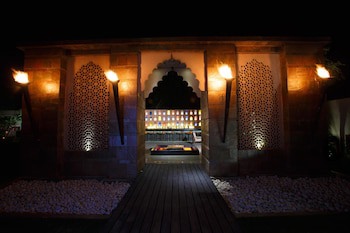 Courtyard By Marriott Agra
