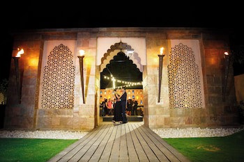 Courtyard By Marriott Agra