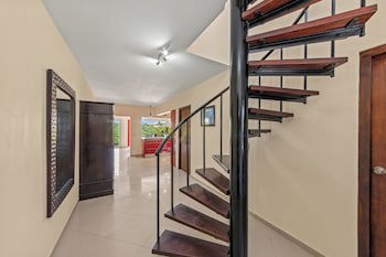 Bahia Apartments & Diving