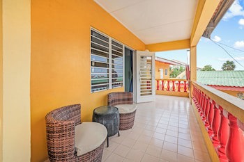 Bahia Apartments & Diving