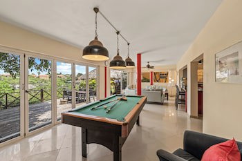 Bahia Apartments & Diving