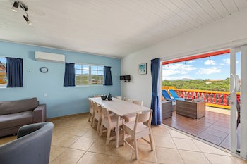 Bahia Apartments & Diving