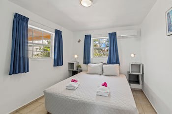 Bahia Apartments & Diving