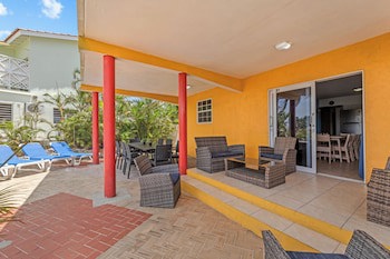 Bahia Apartments & Diving